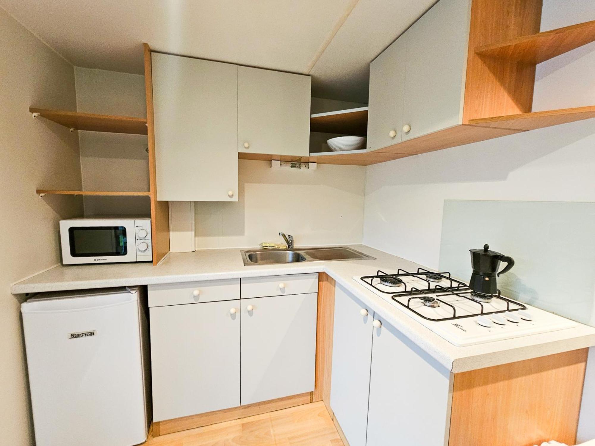 קסטילו דה חאקה Bungalows Y Cabanas Solopuent Natur מראה חיצוני תמונה