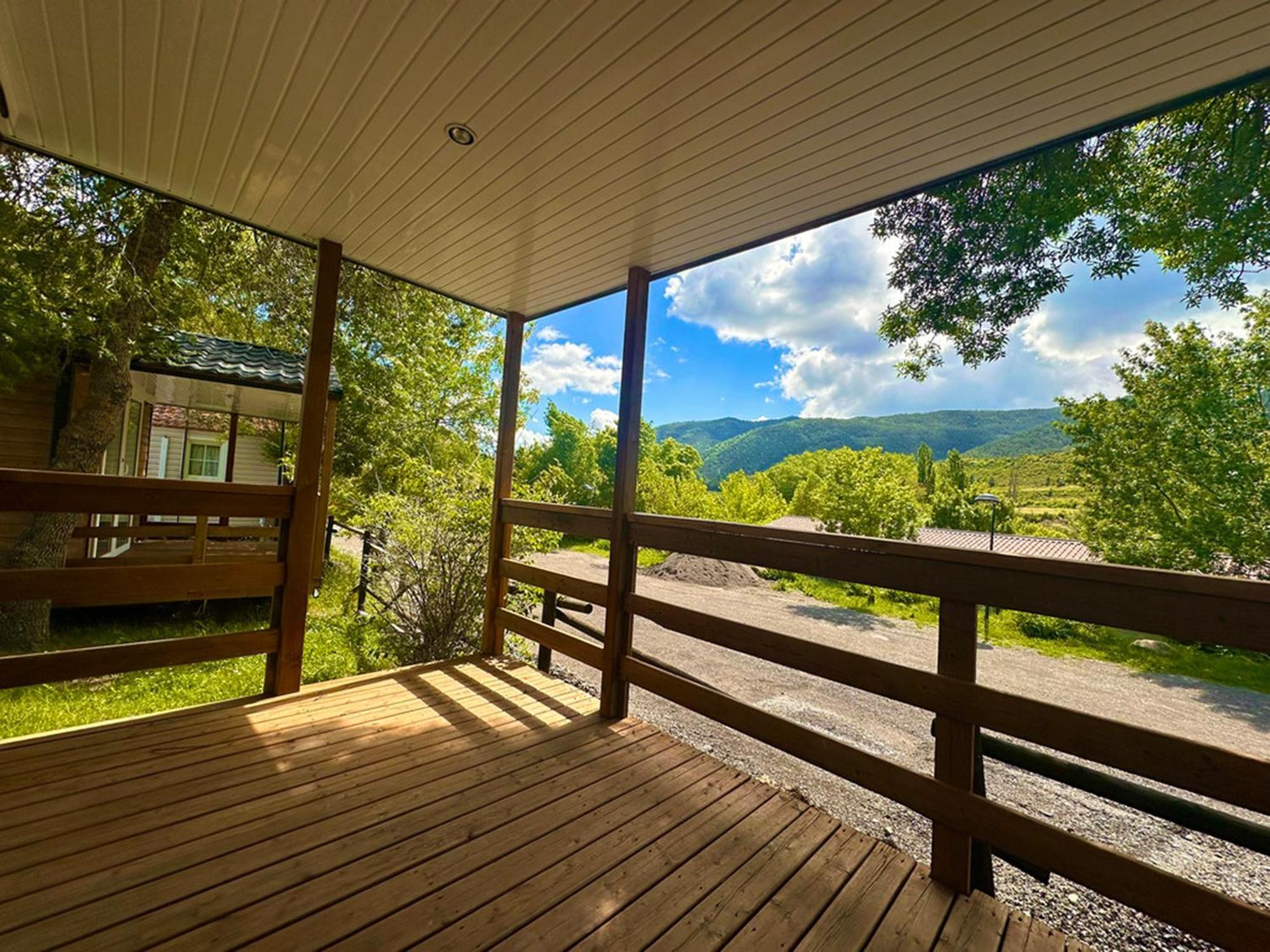 קסטילו דה חאקה Bungalows Y Cabanas Solopuent Natur מראה חיצוני תמונה