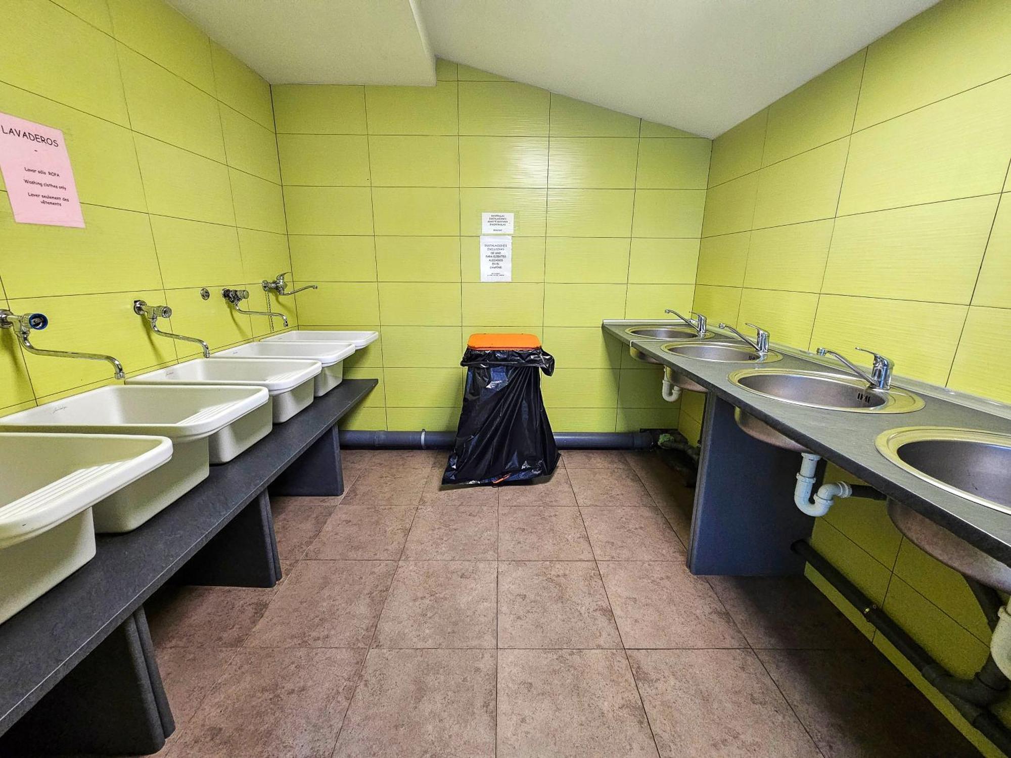 קסטילו דה חאקה Bungalows Y Cabanas Solopuent Natur מראה חיצוני תמונה
