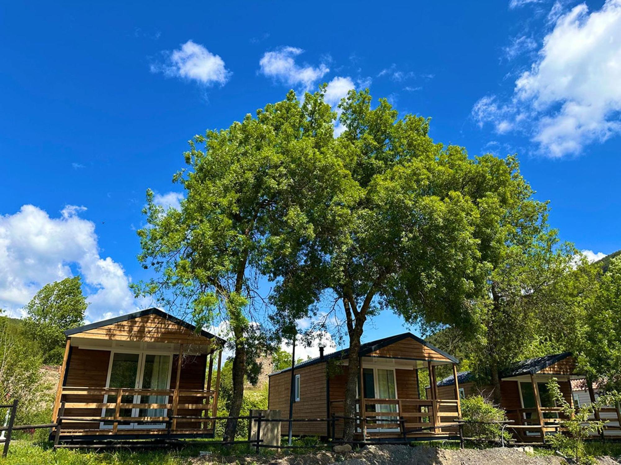 קסטילו דה חאקה Bungalows Y Cabanas Solopuent Natur מראה חיצוני תמונה