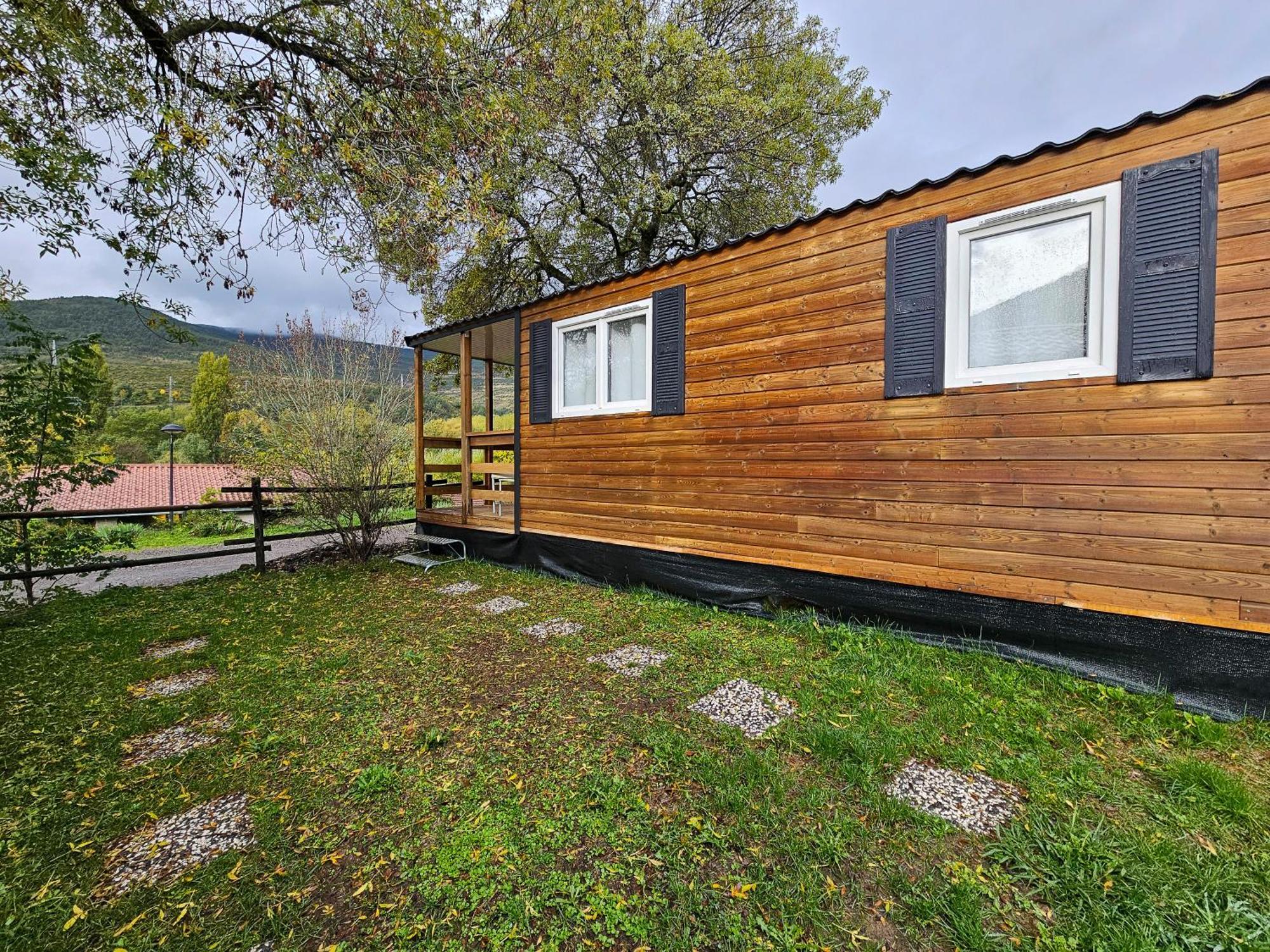 קסטילו דה חאקה Bungalows Y Cabanas Solopuent Natur מראה חיצוני תמונה